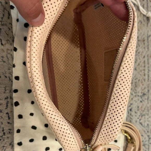Clare V Blush Perforated Crossbody Bag - Picture 8 of 9